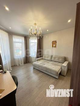 Дом 184м&sup2;, 2-этажный, участок 8 сот.  