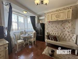 Дом 306м², 2-этажный, участок 10 сот.  