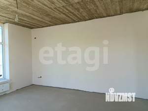 Дом 226м&sup2;, 2-этажный, участок 4 сот.  