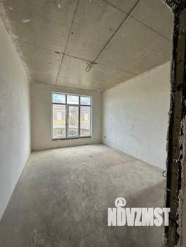 Дом 181м&sup2;, 2-этажный, участок 5 сот.  