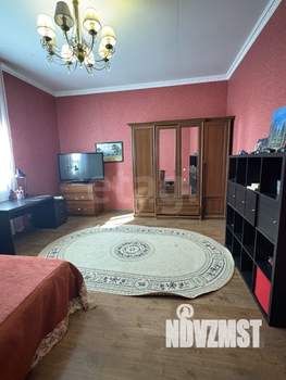 Дом 440м&sup2;, 3-этажный, участок 10 сот.  