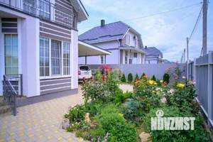 Дом 178м&sup2;, 2-этажный, участок 5 сот.  