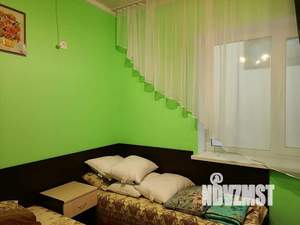 Дом 230м&sup2;, 2-этажный, участок 4 сот.  