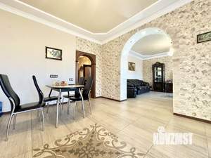 Дом 190м&sup2;, 2-этажный, участок 5 сот.  