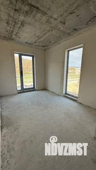 Дом 247м&sup2;, 2-этажный, участок 8 сот.  