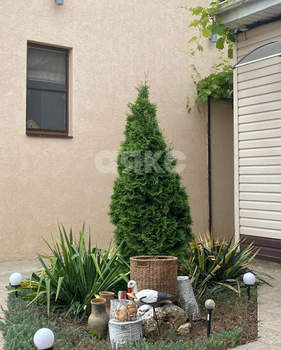 Дом 500м&sup2;, 2-этажный, участок 11 сот.  