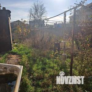 Дом 60м², 2-этажный, участок 10 сот.  