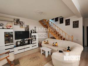 Дом 130м², 2-этажный, участок 9 сот.  