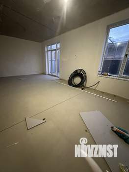 Дом 160м&sup2;, 2-этажный, участок 4 сот.  