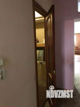 Дом 49м&sup2;, 2-этажный, участок 4 сот.  