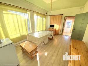 Дом 176м&sup2;, 2-этажный, участок 8 сот.  