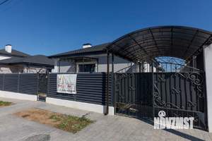 Дом 100м&sup2;, 1-этажный, участок 3 сот.  