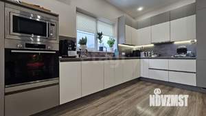 Дом 180м², 2-этажный, участок 7 сот.  