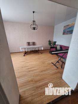 Дом 200м&sup2;, 2-этажный, участок 5 сот.  