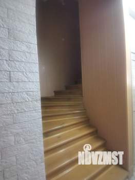 Дом 320м&sup2;, 2-этажный, участок 4 сот.  