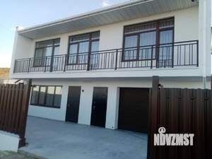 Дом 189м&sup2;, 2-этажный, участок 3 сот.  