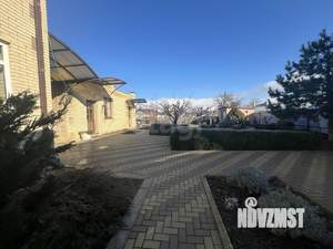 Дом 241м², 2-этажный, участок 15 сот.  