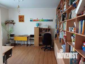 Дом 140м², 2-этажный, участок 5 сот.  