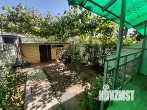 Дом 70м&sup2;, 2-этажный, участок 2 сот.  