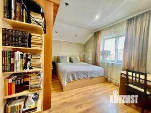 Дом 301м&sup2;, 3-этажный, участок 8 сот.  