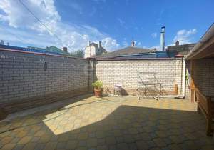 Дом 261м&sup2;, 3-этажный, участок 3 сот.  