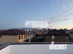 Дом 210м&sup2;, 2-этажный, участок 3 сот.  