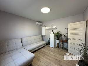 Дом 80м&sup2;, 2-этажный, участок 5 сот.  