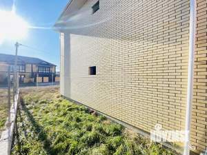 Дом 180м&sup2;, 2-этажный, участок 3 сот.  