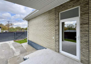 Дом 145м&sup2;, 1-этажный, участок 6 сот.  