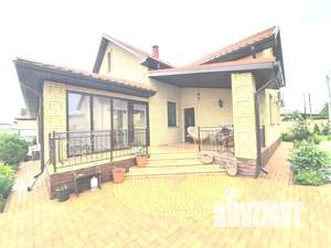 Дом 197м&sup2;, 2-этажный, участок 13 сот.  