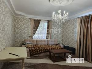 Дом 240м&sup2;, 2-этажный, участок 5 сот.  