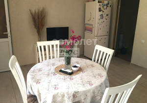 Дом 197м&sup2;, 2-этажный, участок 4 сот.  