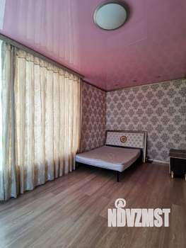 Дом 264м&sup2;, 2-этажный, участок 3 сот.  