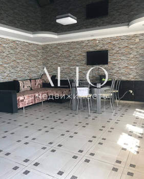 Дом 160м&sup2;, 2-этажный, участок 4 сот.  