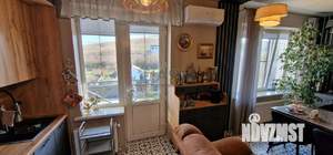 Дом 207м&sup2;, 3-этажный, участок 8 сот.  