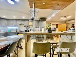 Дом 301м², 3-этажный, участок 8 сот.  