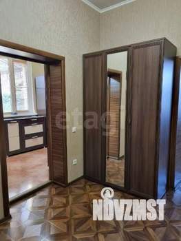 Дом 380м², 3-этажный, участок 4 сот.  