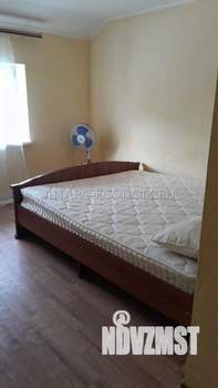 Дом 400м², 2-этажный, участок 6 сот.  