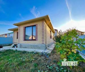 Дом 75м&sup2;, 2-этажный, участок 4 сот.  