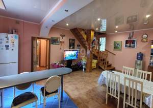 Дом 170м&sup2;, 2-этажный, участок 3 сот.  