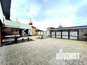 Коттедж 300м&sup2;, 2-этажный, участок 6 сот.  