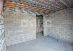 Дом 250м&sup2;, 2-этажный, участок 5 сот.  