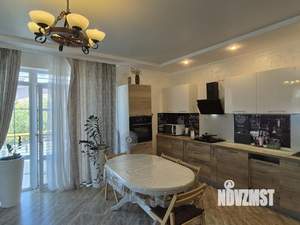 Дом 126м&sup2;, 2-этажный, участок 4 сот.  