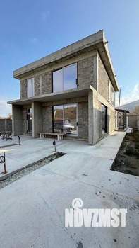 Дом 247м&sup2;, 2-этажный, участок 8 сот.  