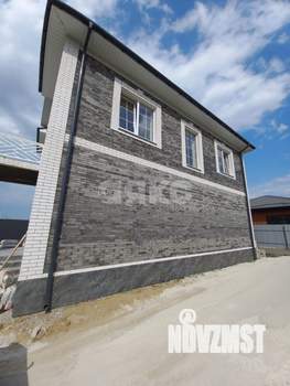 Дом 182м&sup2;, 2-этажный, участок 4 сот.  