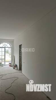 Дом 851м&sup2;, 4-этажный, участок 7 сот.  