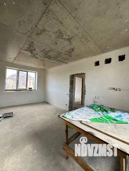 Дом 181м², 2-этажный, участок 5 сот.  