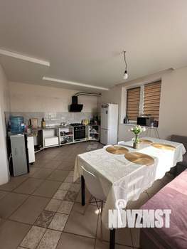 Дом 270м², 2-этажный, участок 3 сот.  