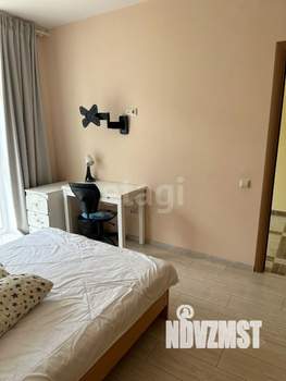 Дом 110м&sup2;, 2-этажный, участок 4 сот.  