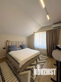 Дом 145м&sup2;, 2-этажный, участок 5 сот.  